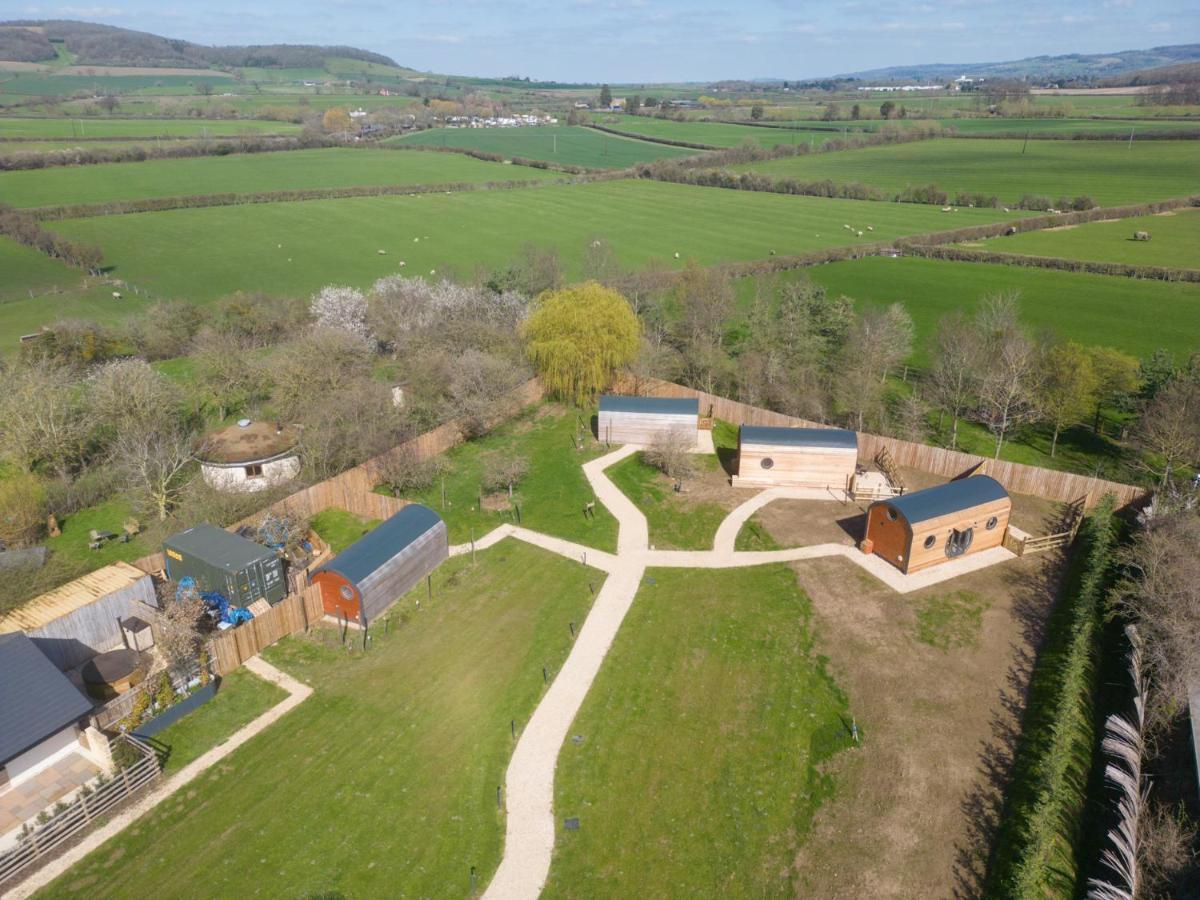 Laburnum Farm Estate Villa Alderton  Exteriör bild